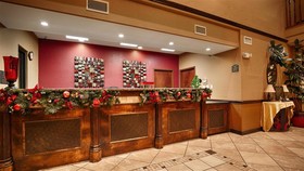 Best Western Plus Victoria Inn & Suites