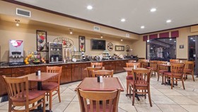Best Western Plus Victoria Inn & Suites