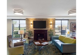 Comfort Inn & Suites Victoria North
