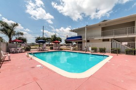 Motel 6 Victoria