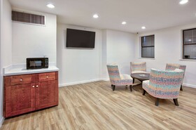 Super 8 by Wyndham Victoria/South/Hwy 59