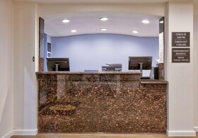 Super 8 by Wyndham Victoria/South/Hwy 59