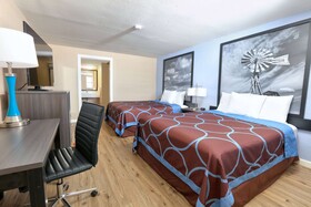 Super 8 by Wyndham Victoria/South/Hwy 59