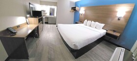 SureStay Studio by Best Western Victoria