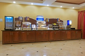Holiday Inn Express & Suites Vidor South
