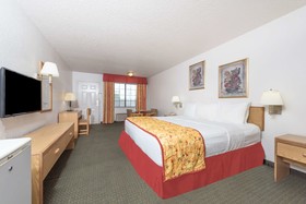 Days Inn by Wyndham Waco