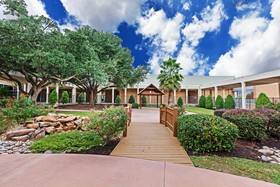 Hilton Waco