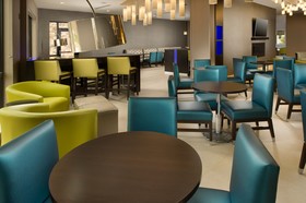 Holiday Inn Express & Suites Waco South