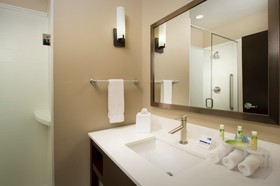 Holiday Inn Express & Suites Waco South