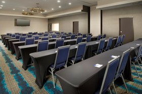 Holiday Inn Express & Suites Waco South