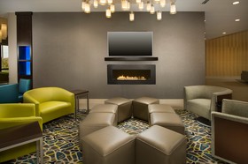 Holiday Inn Express & Suites Waco South