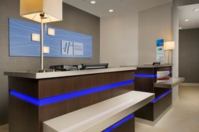Holiday Inn Express & Suites Waco South