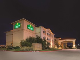 La Quinta Inn & Suites by Wyndham Woodway - Waco South