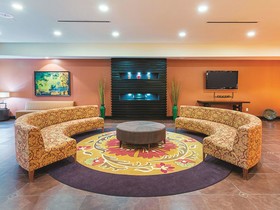 La Quinta Inn & Suites by Wyndham Woodway - Waco South