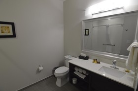 Best Western Plus Waller Hotel