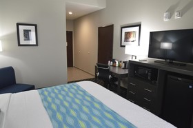 Best Western Plus Waller Hotel