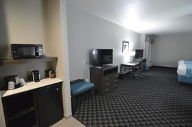 Best Western Plus Waller Hotel