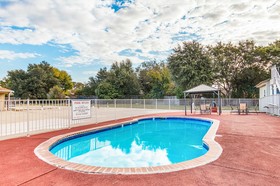 Motel 6 Waxahachie
