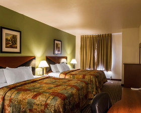 Clarion Inn & Suites Weatherford