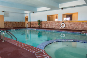 Clarion Inn & Suites Weatherford