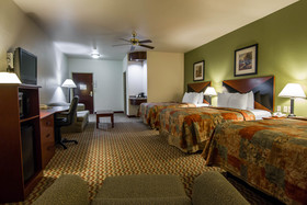 Clarion Inn & Suites Weatherford