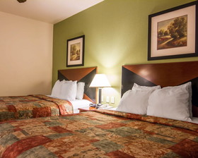 Clarion Inn & Suites Weatherford