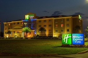 Holiday Inn Express & Suites Houston Space Center - Clear Lake