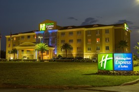 Holiday Inn Express & Suites Houston Space Center - Clear Lake