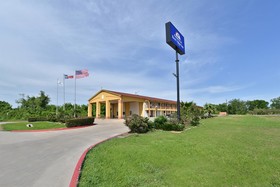 Scottish Inns and Suites Wharton