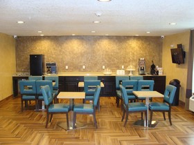 Scottish Inns And Suites White