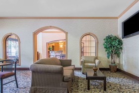 Baymont by Wyndham Wichita Falls
