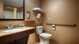 Best Western Plus University Inn & Suites