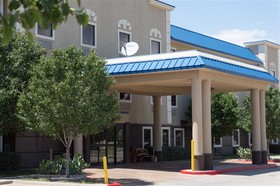 Best Western Plus University Inn & Suites