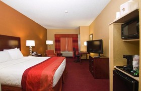 Best Western Plus University Inn & Suites