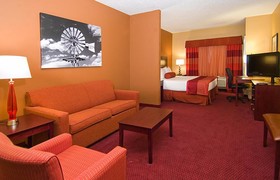 Best Western Plus University Inn & Suites