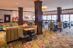 Holiday Inn Express Hotel & Suites Wichita Falls
