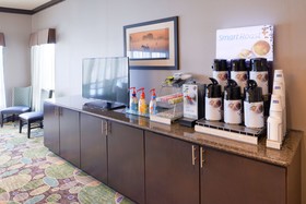 Holiday Inn Express Hotel & Suites Wichita Falls