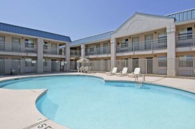 Super 8 by Wyndham Wichita Falls