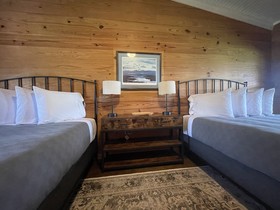 Scrappin’ Valley Lodge