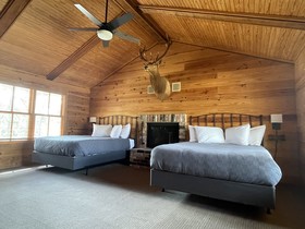 Scrappin’ Valley Lodge