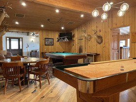 Scrappin’ Valley Lodge