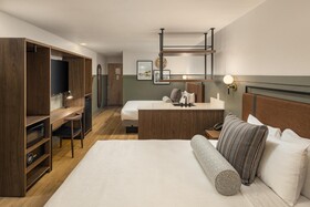 River Canyon Lodge