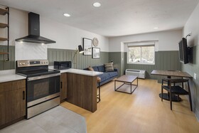 River Canyon Lodge