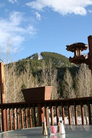 Silver Fork Lodge and Restaurant