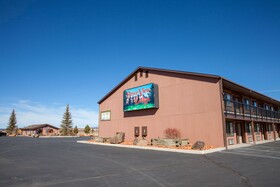 Bryce View Lodge