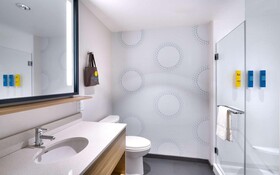 Tru by Hilton Clearfield Hill Air Force Base