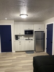 CB&M Executive Suites