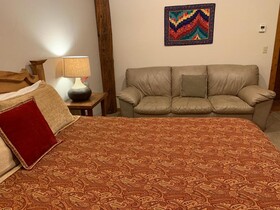 Slot Canyons Inn