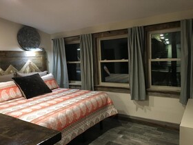 Slot Canyons Inn