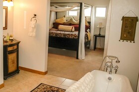 Slot Canyons Inn